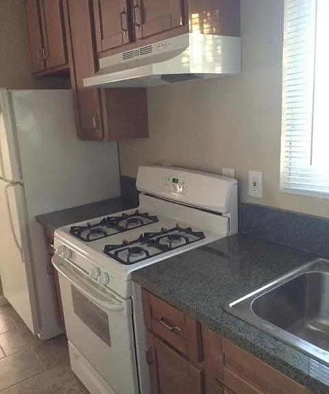 7942 Ney Ave — Photo 14