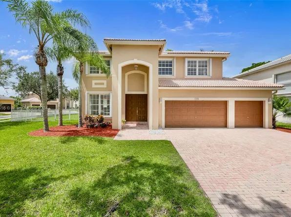 1428 NW 167th Ave, Pembroke Pines, FL 33028