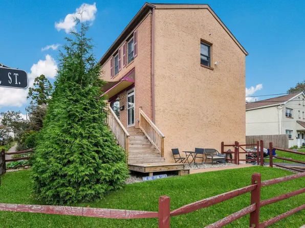101 W Jefferson St #4, Media, PA 19063