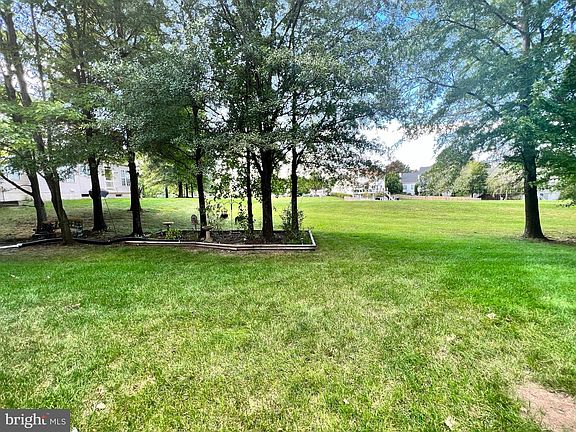 3rd image of 18809 Birdwood Ct