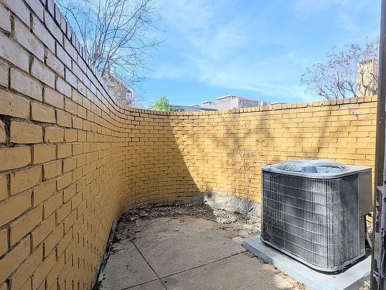 2016 N Prairie Ave — Photo 34