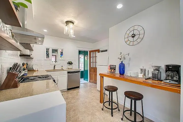1415 E Bannock St — Photo 7