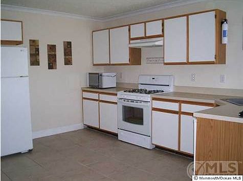 2nd image of 512 Schley Ave