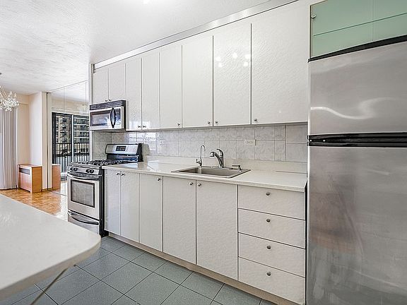 5th image of 501 Surf Ave APT 1N