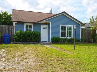 425 13th Ln SW, Vero Beach, FL 32962