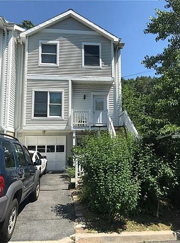 1st image of 6 Delia Ct
