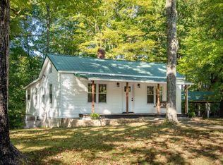 3265 York Landing Rd, Woodlawn, TN 37191