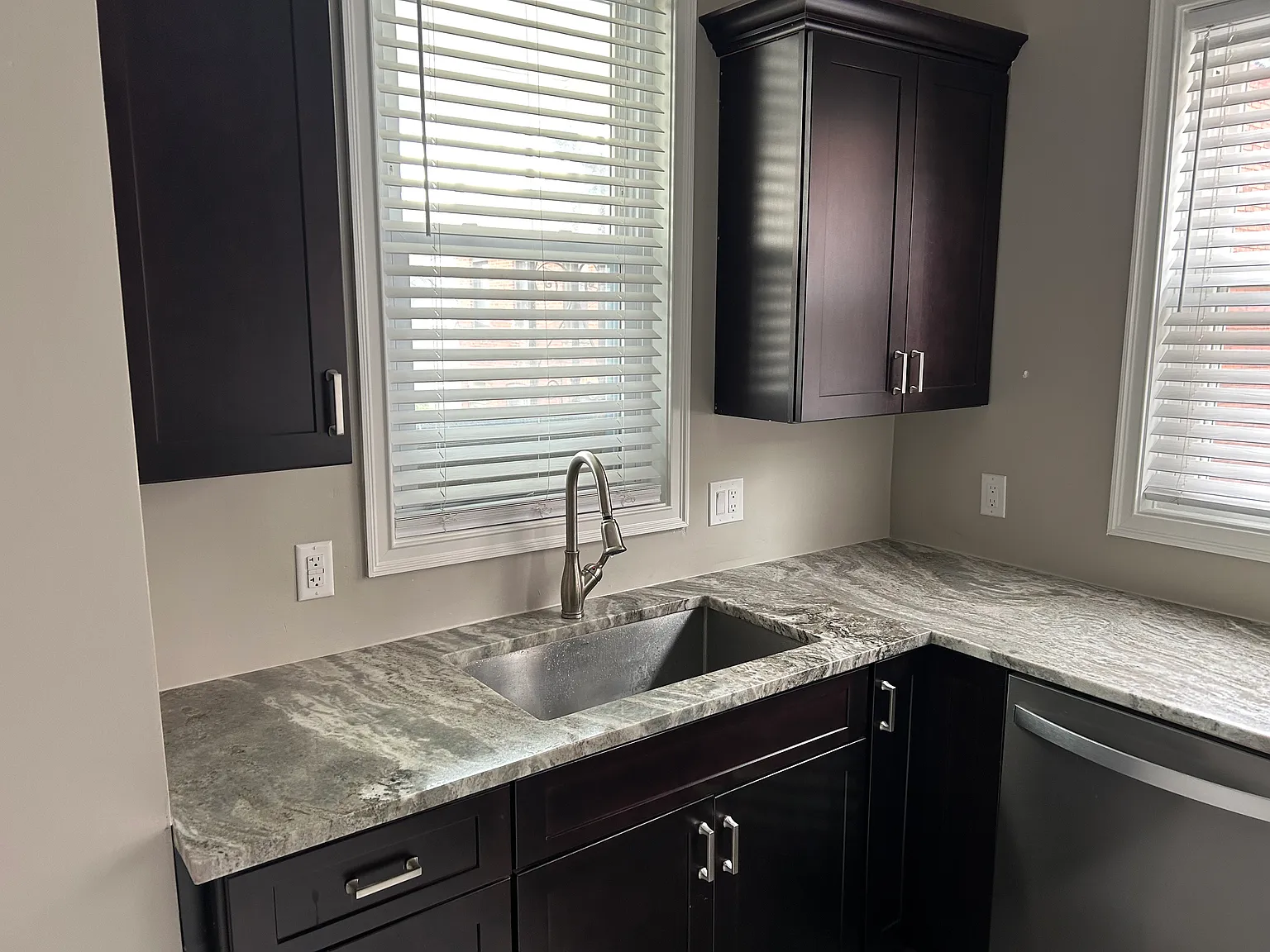 1 bed, 800 sqft, $1,500 — Photo 1