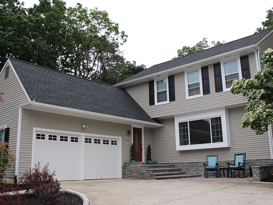 Beautiful Sturbridge Home
