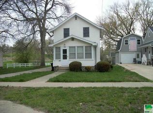 314 Spruce St, Cherokee, IA 51012