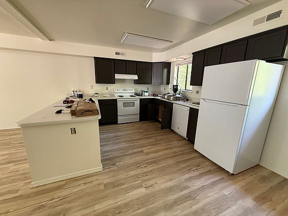 5th image of 510 S Fountaine St #2