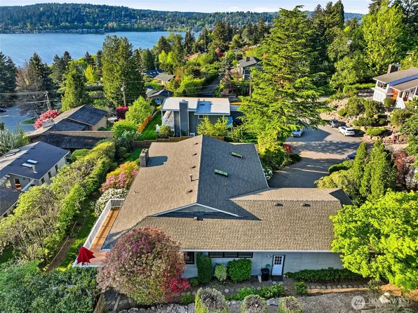 15419 62nd Avenue NE, Kenmore, WA 98028