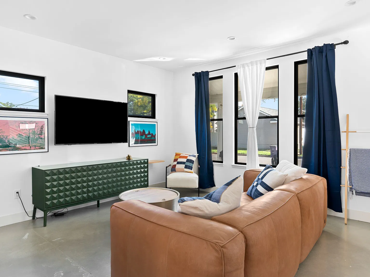 3 bed, 1578 sqft, $4,500 — Photo 3