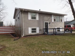 138 Crestwood Dr, Michigan City, IN