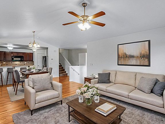 2nd image of 2457 Clarion Ln