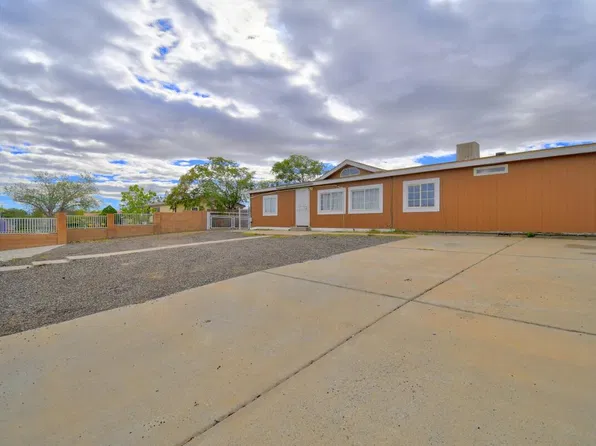 3012 Don Luciano Rd SW, Albuquerque, NM 87121