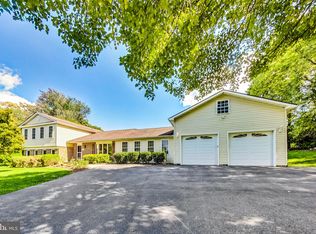 13612 Skyview Terrace Ct, Mount Airy, MD 21771