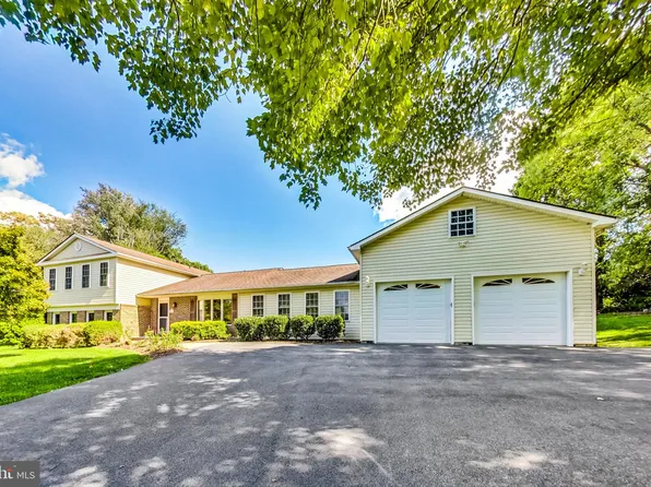 13612 Skyview Terrace Ct, Mount Airy, MD 21771