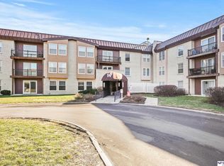 12727 W Dodge Rd APT 104A, Omaha, NE 68154