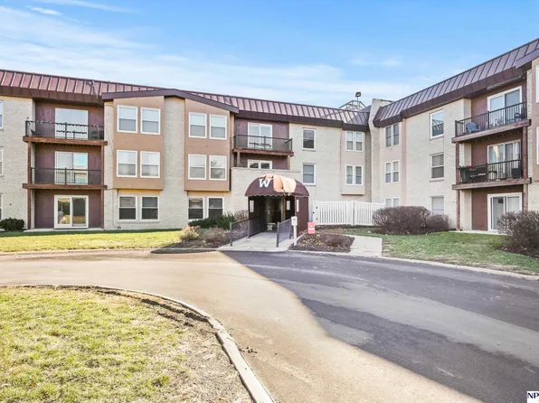 12727 W Dodge Rd APT 129C, Omaha, NE 68154