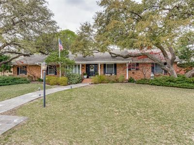 7817 Fallmeadow Ln, Dallas, TX, 75248