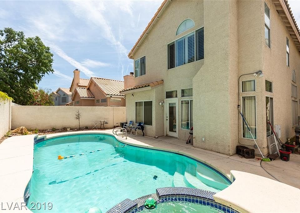 1st image of 7544 Lorinda Ave