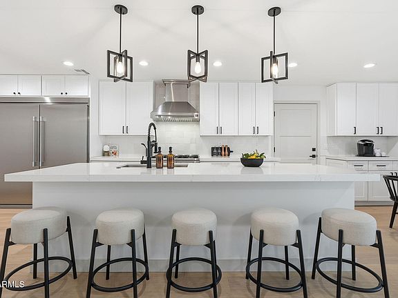 2nd image of 4646 E VERNON Avenue
