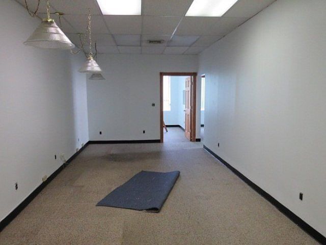 2nd image of 24 N Tyson Ave