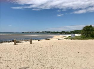 67 S Beechwood Rd #A, Niantic, CT 06357