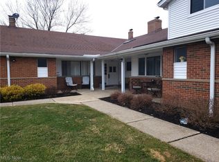 25500 Country Club Blvd UNIT 6, North Olmsted, OH 44070