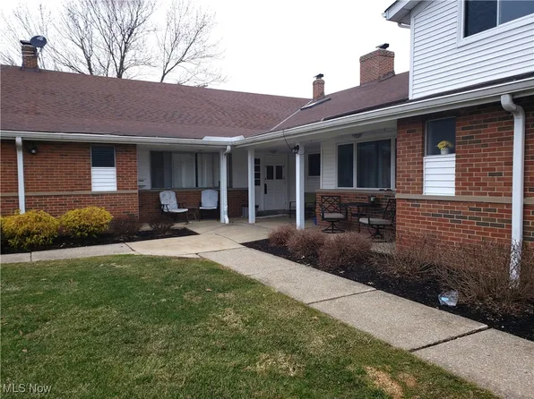 25500 Country Club Blvd Unit 6, North Olmsted, OH 44070