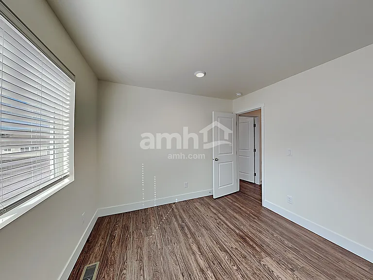 19314 16th Avenue Ct E — Photo 12