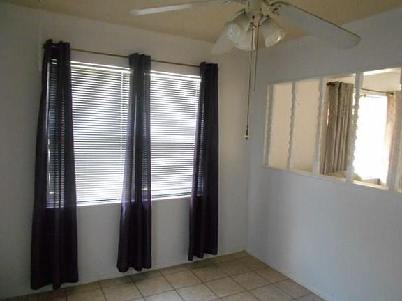 3rd image of 112 Amistad Dr