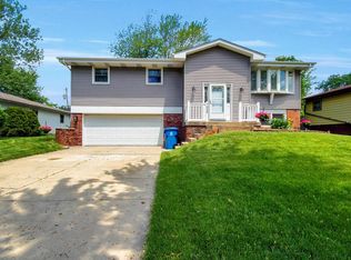 7030 W 83rd Pl, Crown Point, IN 46307