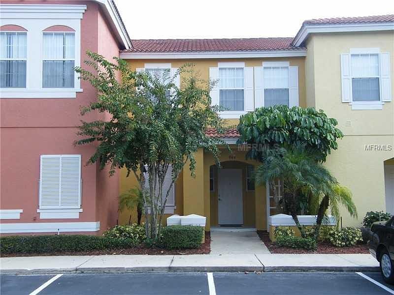 1st image of 944 Park Terrace Cir