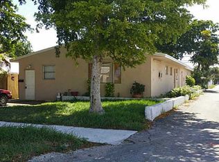 2040 Pierce St, Hollywood, FL 33020