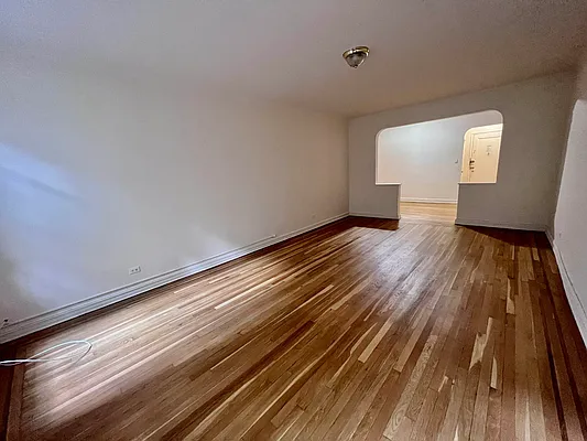 Rented by Queens Apartments Realty LLC | media 3