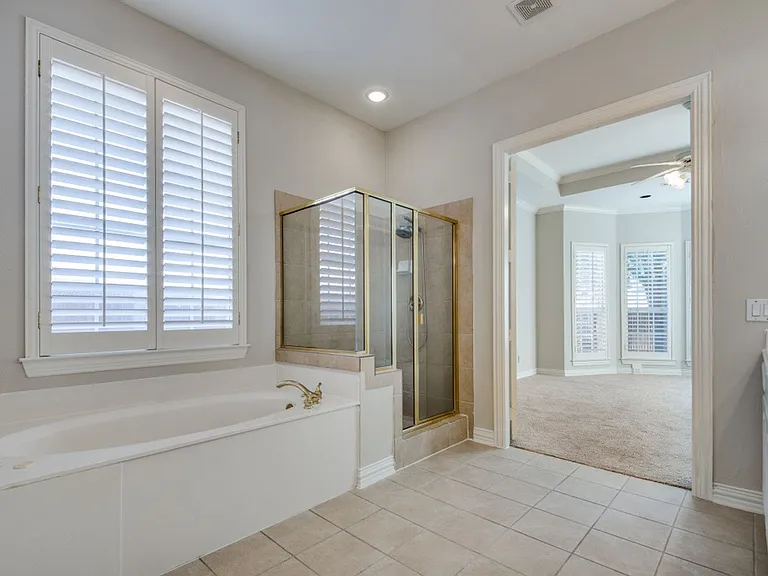 8100 Davidson Dr — Photo 23