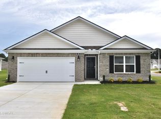 42 Vintage Grove Rd, Jackson, TN 38305