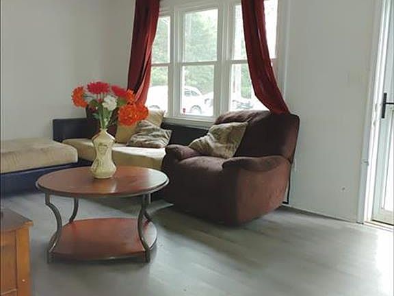 5th image of 20813 Shaker Dr