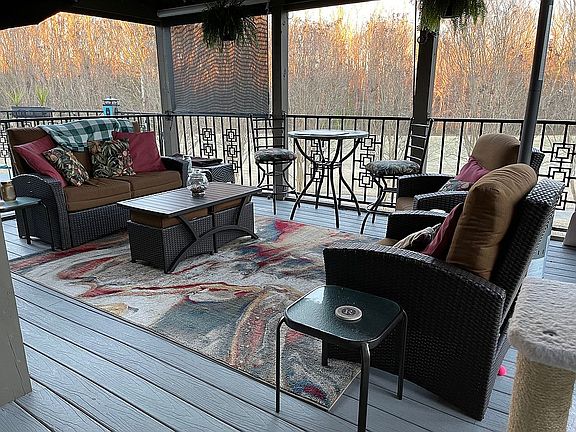 4th image of 410 Royal Burgess Dr