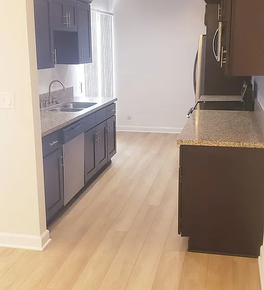 Encino Grand Manor — Photo 13