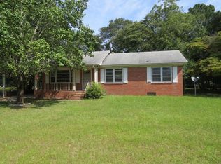 5565 Craven Ln, Dalzell, SC 29040