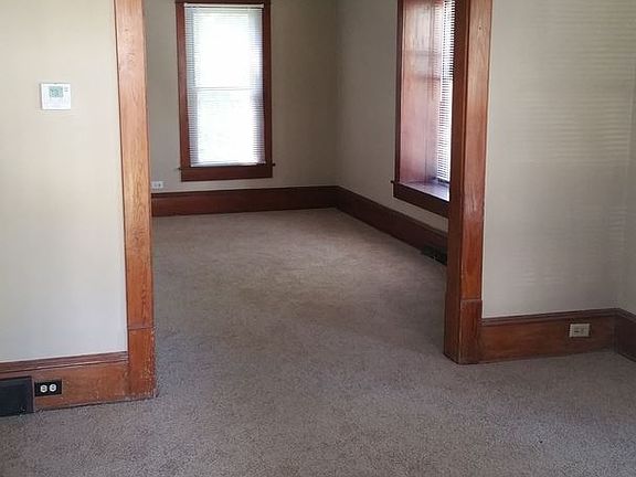 5th image of 2439 3rd St