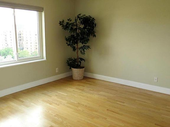 5th image of 8380 Greensboro Dr APT 1011