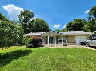 13 Halstead St, Fayetteville, WV 25840