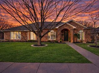 9904 Vicksburg Ave, Lubbock, TX 79424