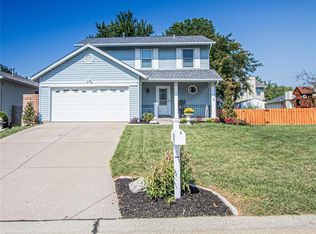 18 Shepherd Knoll Dr, Saint Peters, MO 63376