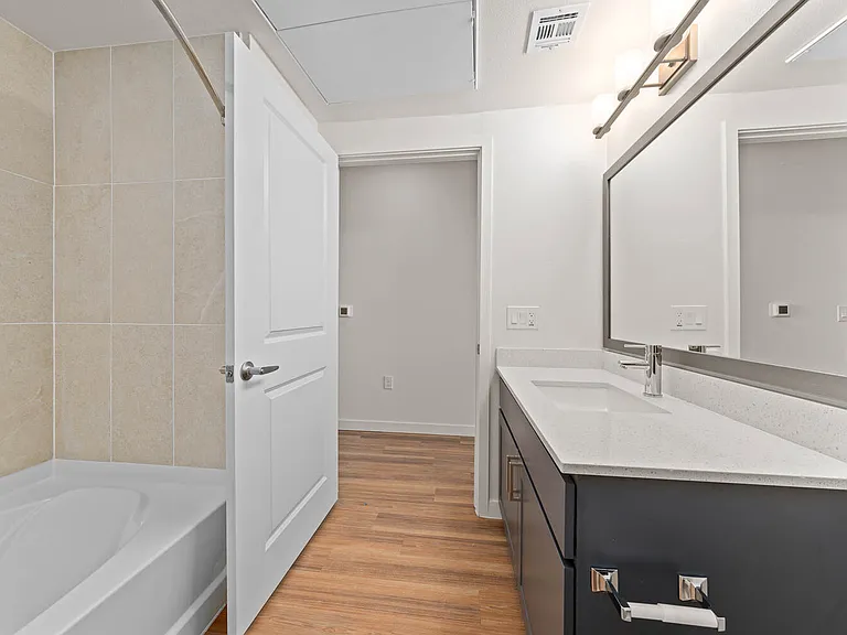 Solara Vista — Photo 28