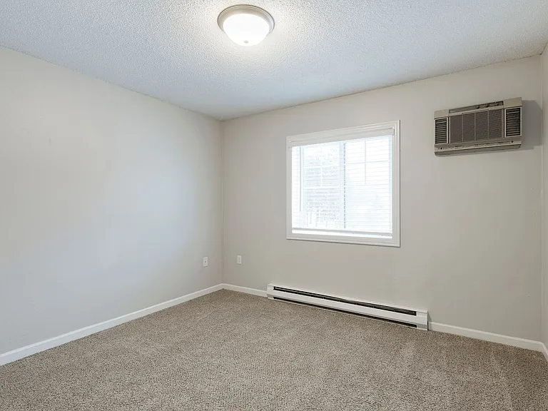 Shannon Glen Townhomes — Photo 9